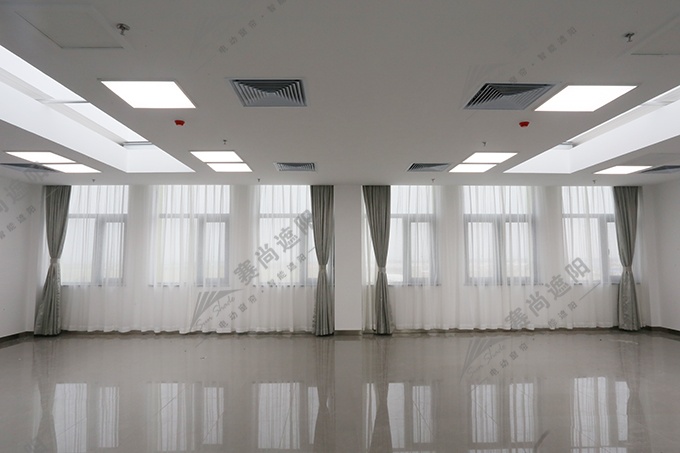 圖：某酒店會議室電動開合簾實(shí)景圖